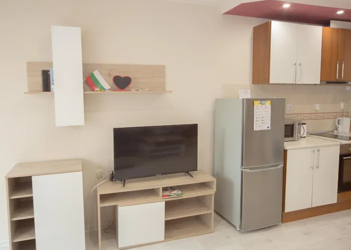 Апартамент Aleksapart Бургас